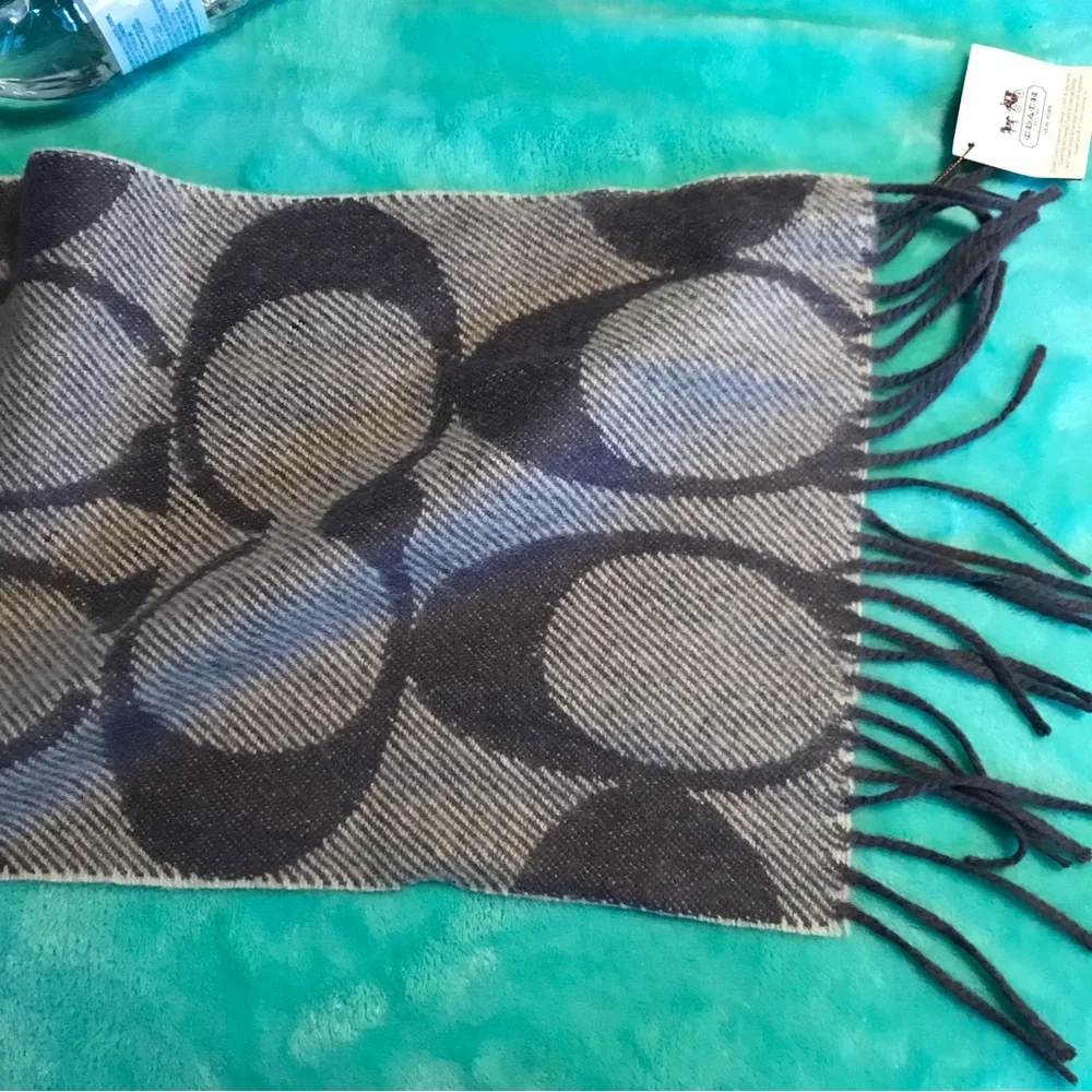 Coach Signature Twill Wool & Cashmere Blend Muffler Scarf NWT - Picture 3 of 6